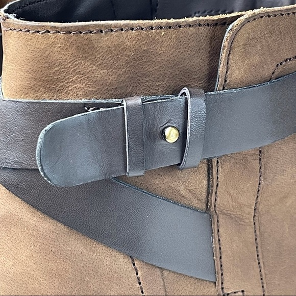 Franco Sarto Dotty Brown Ankle Boots 9M - Picture 9 of 9